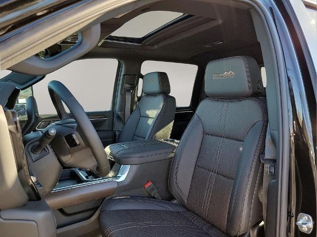 2025 Chevrolet Silverado 2500 HD Crew Cab Standard Box 4-Wheel Drive High Country