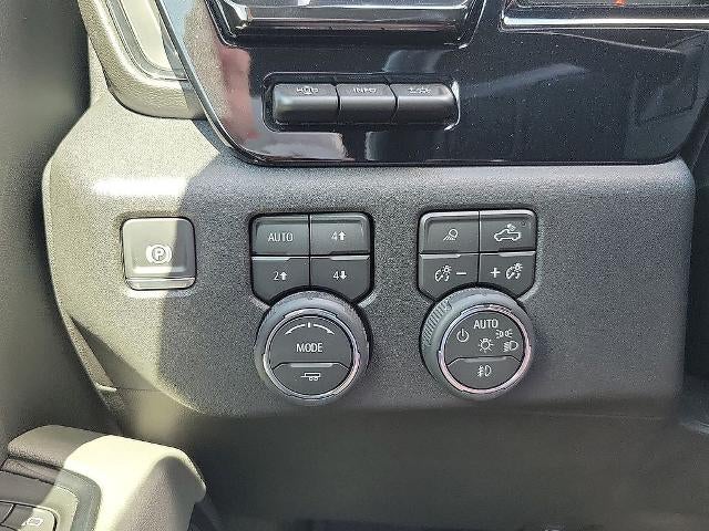 2026 Chevrolet Silverado 2500 HD Crew Cab Standard Box 4-Wheel Drive ZR2
