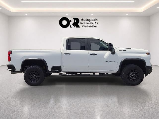 2026 Chevrolet Silverado 2500 HD Crew Cab Standard Box 4-Wheel Drive ZR2
