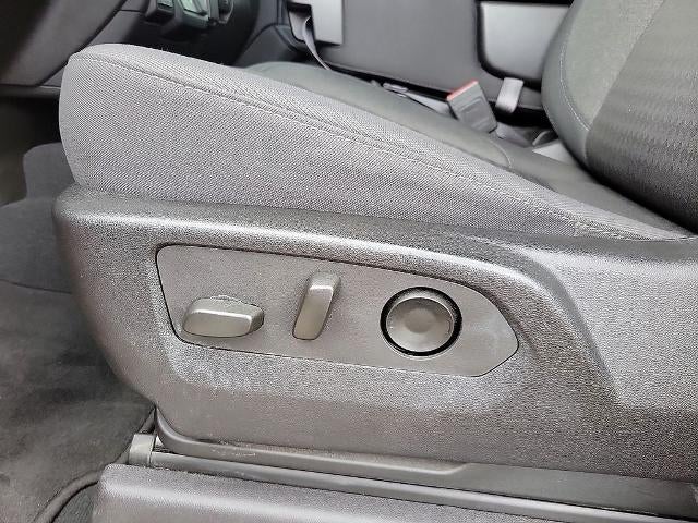 2024 Chevrolet Silverado 2500 HD Crew Cab Standard Box 4-Wheel Drive Custom