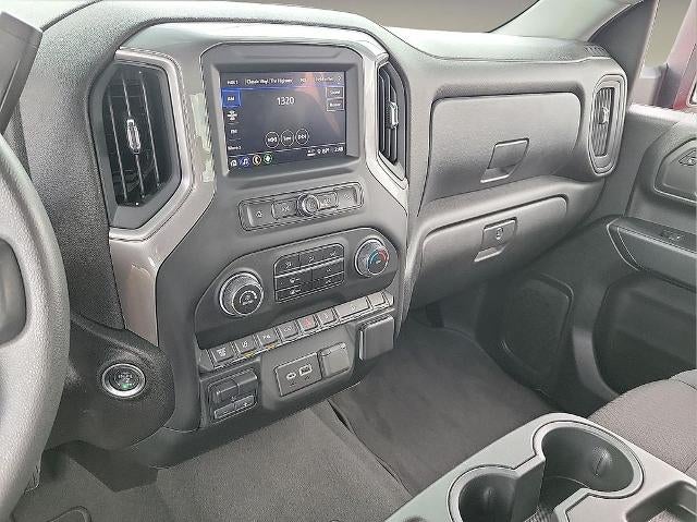 2024 Chevrolet Silverado 2500 HD Crew Cab Standard Box 4-Wheel Drive Custom