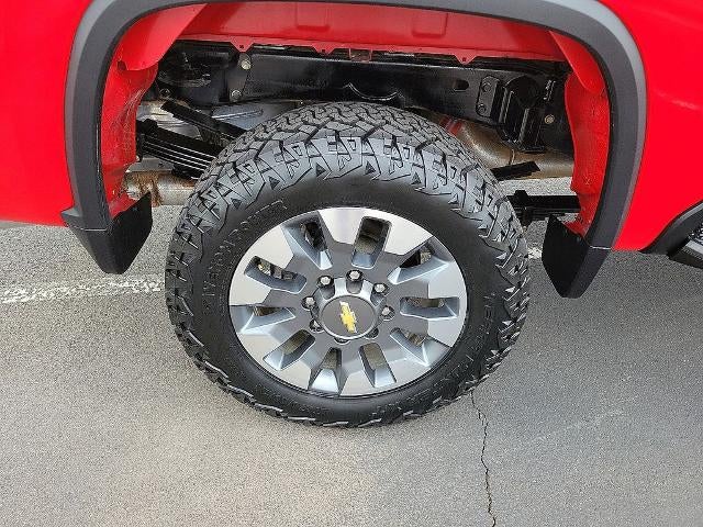 2024 Chevrolet Silverado 2500 HD Crew Cab Standard Box 4-Wheel Drive Custom
