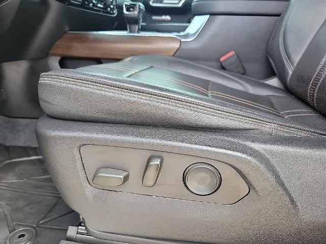 2022 Chevrolet Silverado 1500 Crew Cab Short Box 4-Wheel Drive High Country