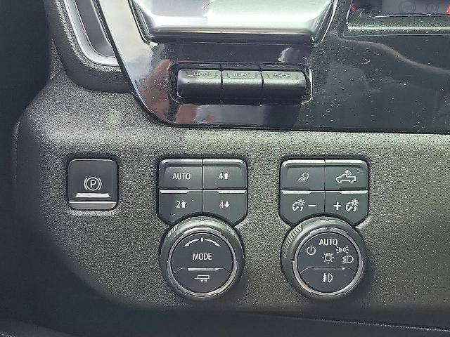 2022 Chevrolet Silverado 1500 Crew Cab Short Box 4-Wheel Drive High Country