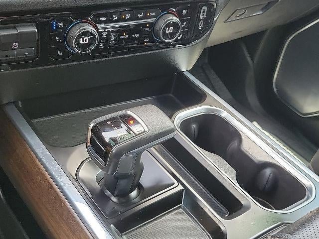 2022 Chevrolet Silverado 1500 Crew Cab Short Box 4-Wheel Drive High Country