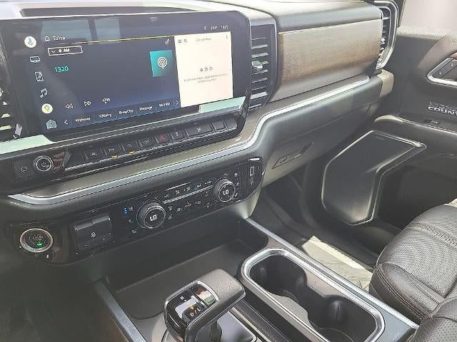 2022 Chevrolet Silverado 1500 Crew Cab Short Box 4-Wheel Drive High Country