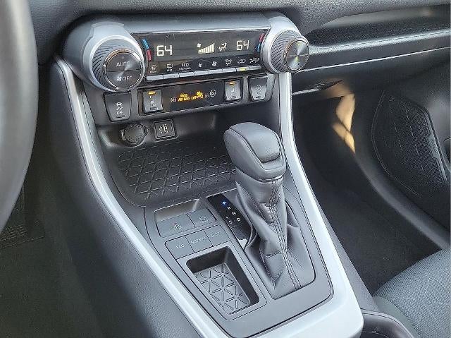 2025 Toyota RAV4 XLE FWD (GS)