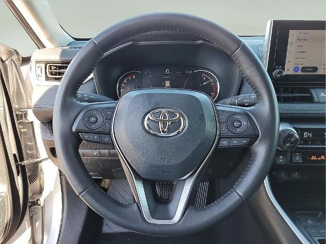 2025 Toyota RAV4 XLE FWD (GS)