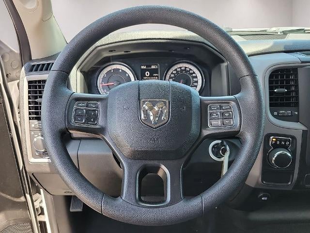 2022 RAM 1500 Classic Tradesman 4x2 Crew Cab 5'7" Box