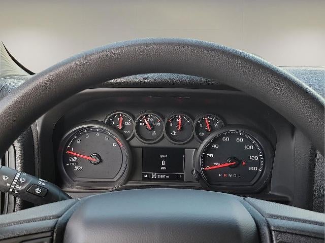 2022 Chevrolet Silverado 1500 Crew Cab Short Box 4-Wheel Drive Custom Trail Boss