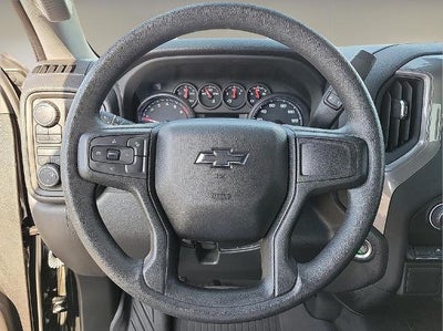 2022 Chevrolet Silverado 1500 Crew Cab Short Box 4-Wheel Drive Custom Trail Boss