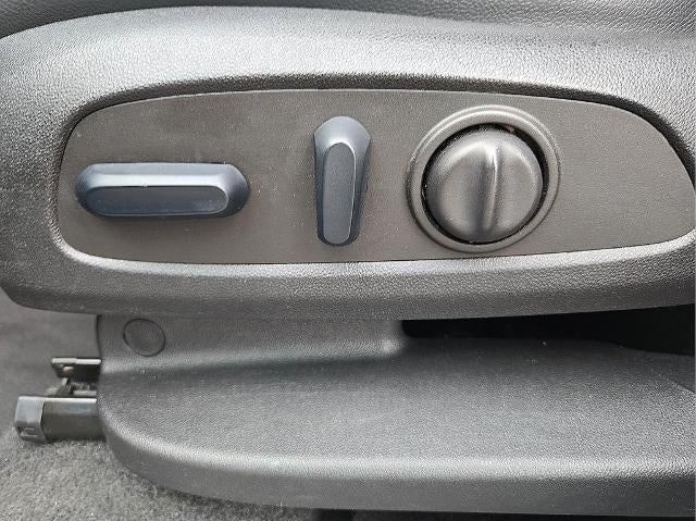 2023 GMC Terrain FWD 4dr SLT