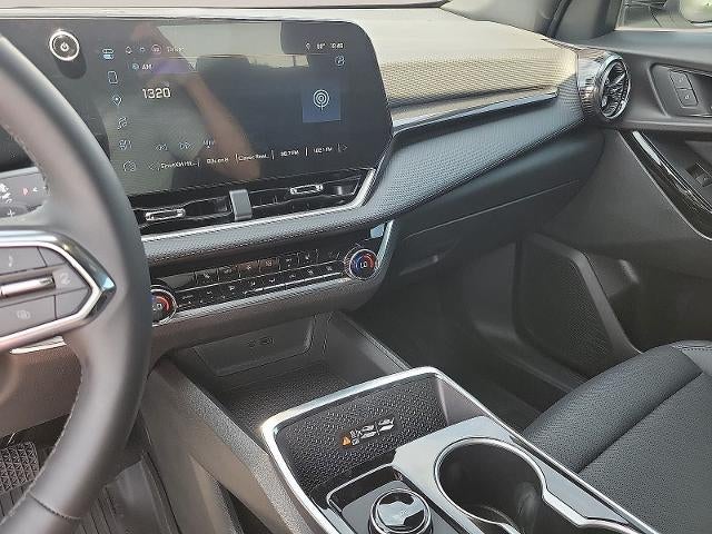 2027 Chevrolet Equinox FWD LT