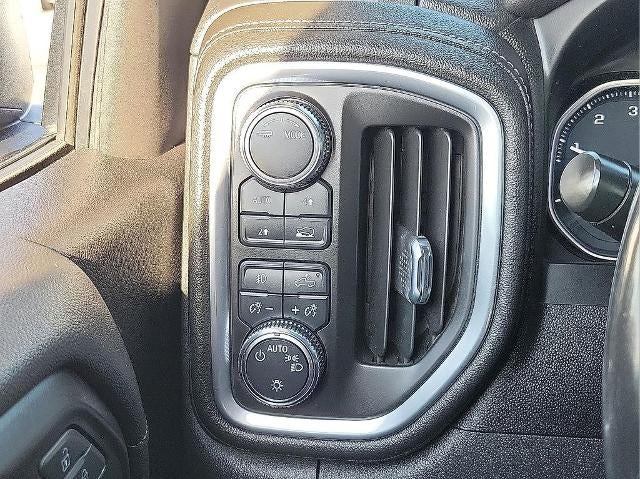 2021 GMC Sierra 1500 Crew Cab Short Box 4-Wheel Drive Elevation 3SB