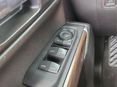 2021 GMC Sierra 1500 Crew Cab Short Box 4-Wheel Drive SLT