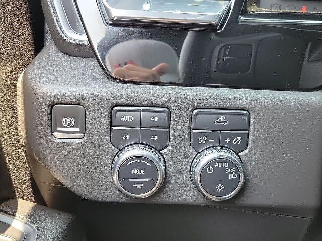 2023 GMC Sierra 1500 Crew Cab Short Box 4-Wheel Drive SLE