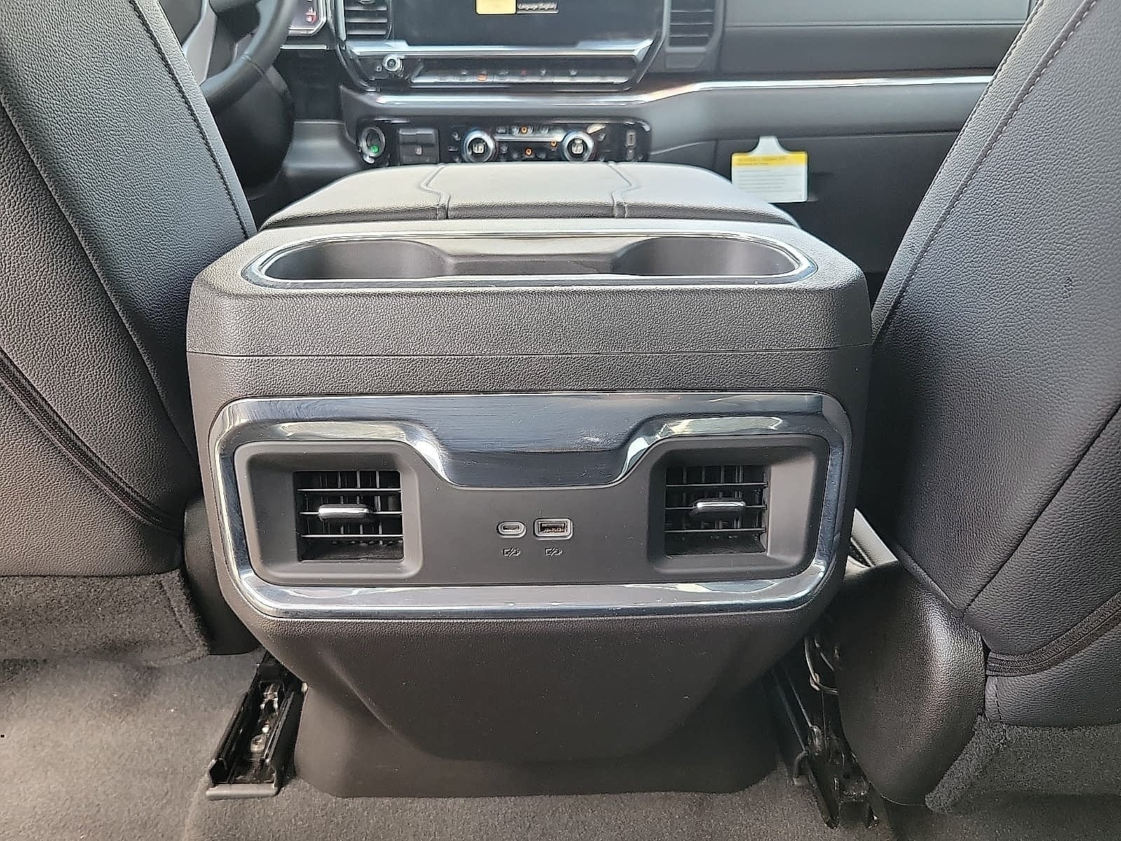 2024 GMC Sierra 1500 Crew Cab Short Box 4-Wheel Drive Elevation 3SB