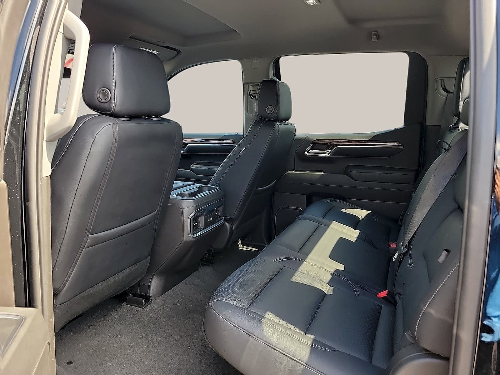 2024 GMC Sierra 1500 Crew Cab Short Box 4-Wheel Drive Elevation 3SB