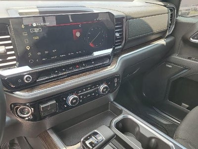 2026 GMC Sierra 1500 Crew Cab Short Box 4-Wheel Drive Elevation 3SB