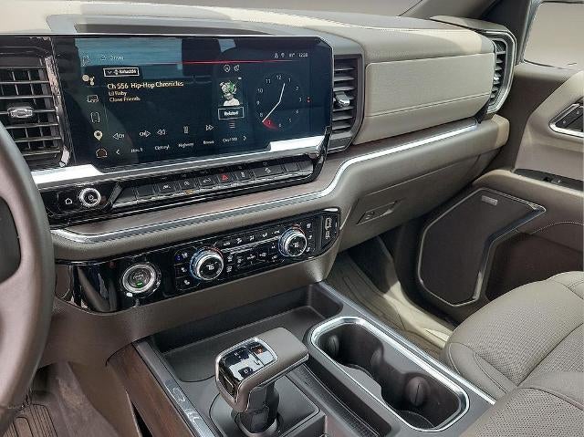 2023 GMC Sierra 1500 Crew Cab Short Box 4-Wheel Drive SLT