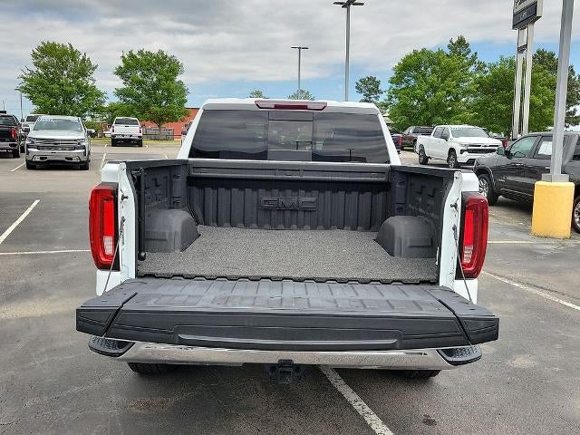 2022 GMC Sierra 1500 Crew Cab Short Box 4-Wheel Drive SLT