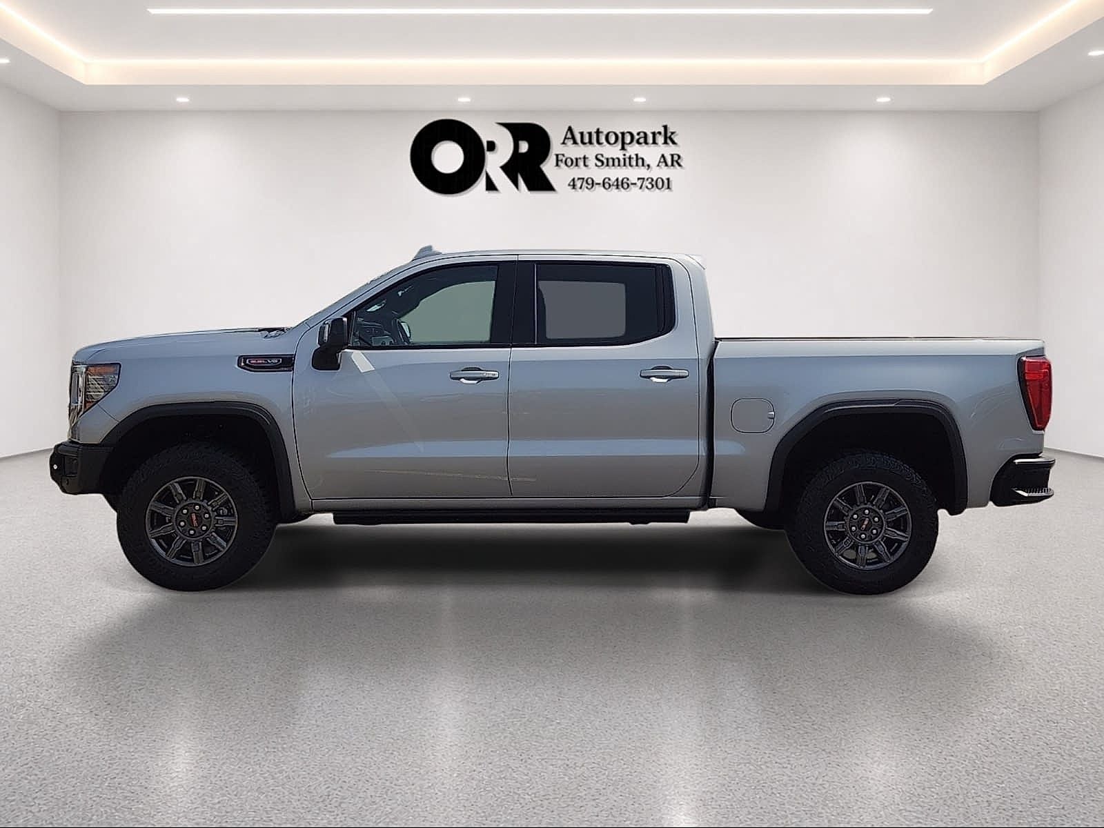 2024 GMC Sierra 1500 Crew Cab Short Box 4-Wheel Drive AT4X