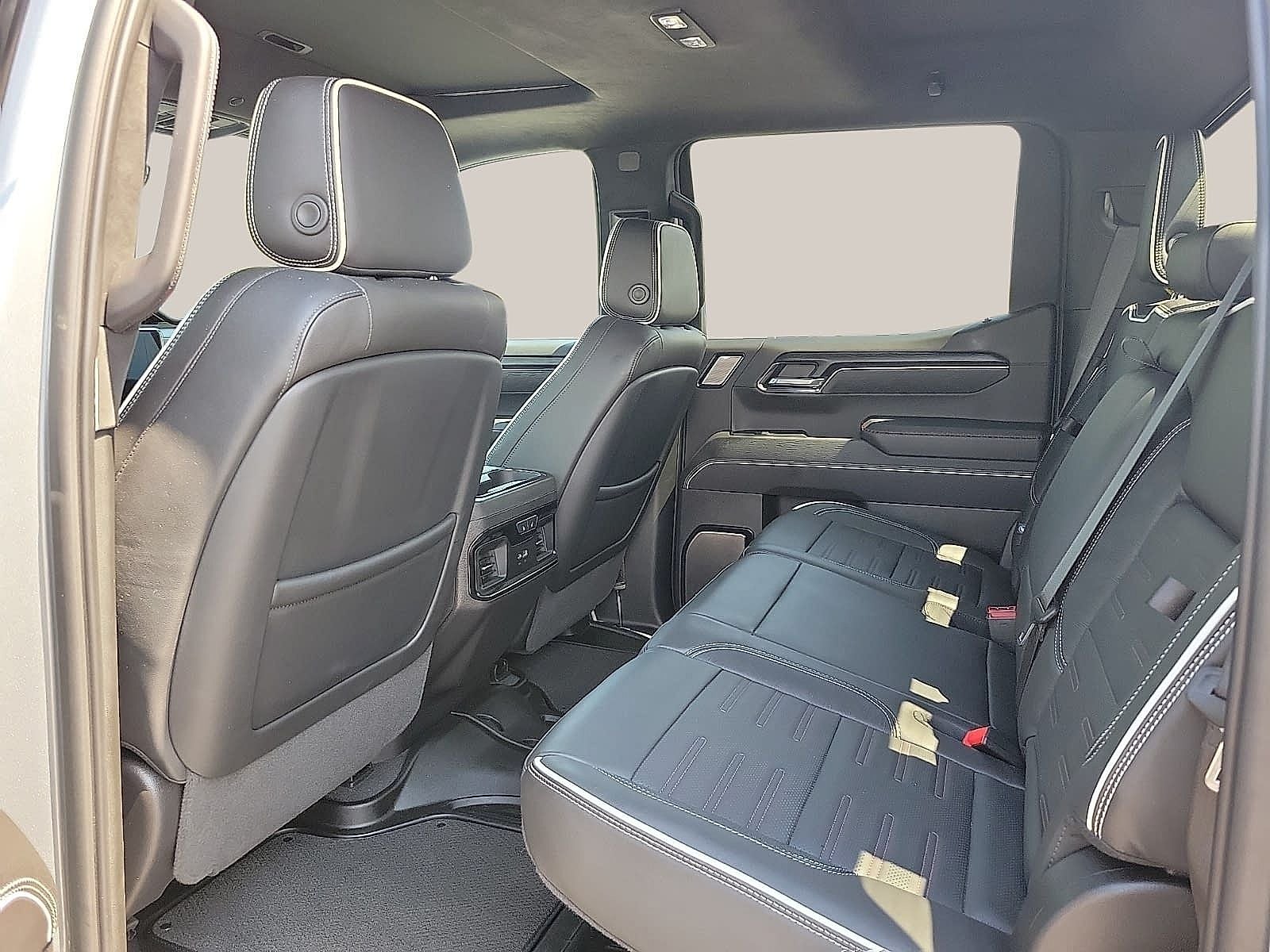 2024 GMC Sierra 1500 Crew Cab Short Box 4-Wheel Drive AT4X