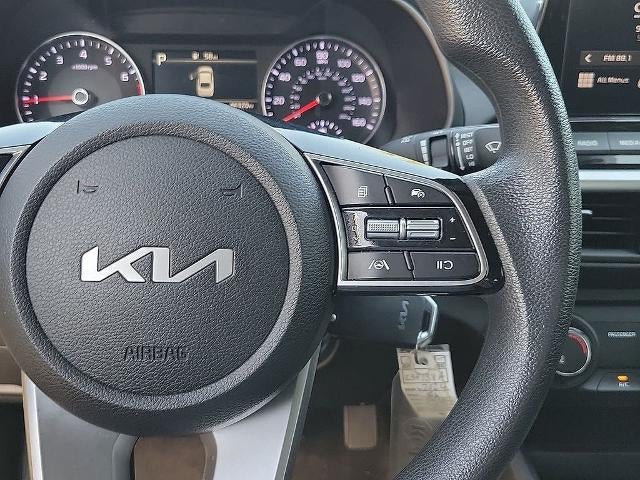 2024 Kia Forte LXS IVT