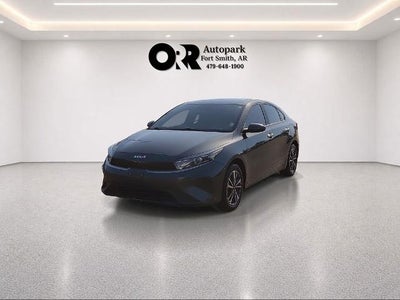 2024 Kia Forte LXS IVT