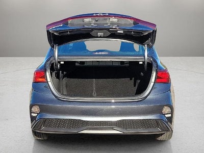 2024 Kia Forte LXS IVT