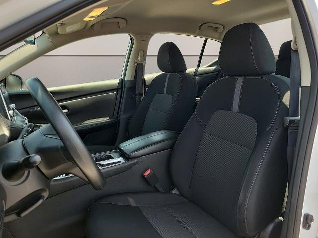 2025 Nissan Sentra SV CVT
