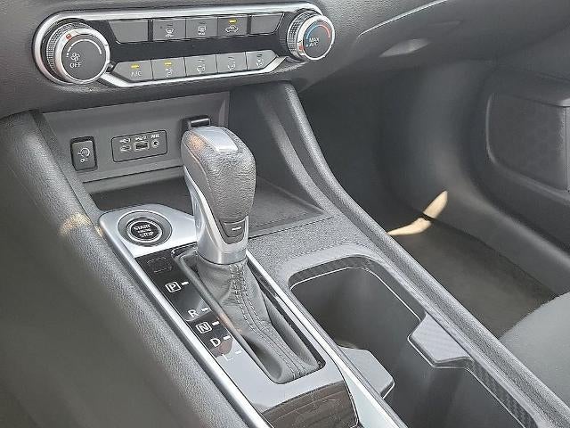 2025 Nissan Sentra SV CVT