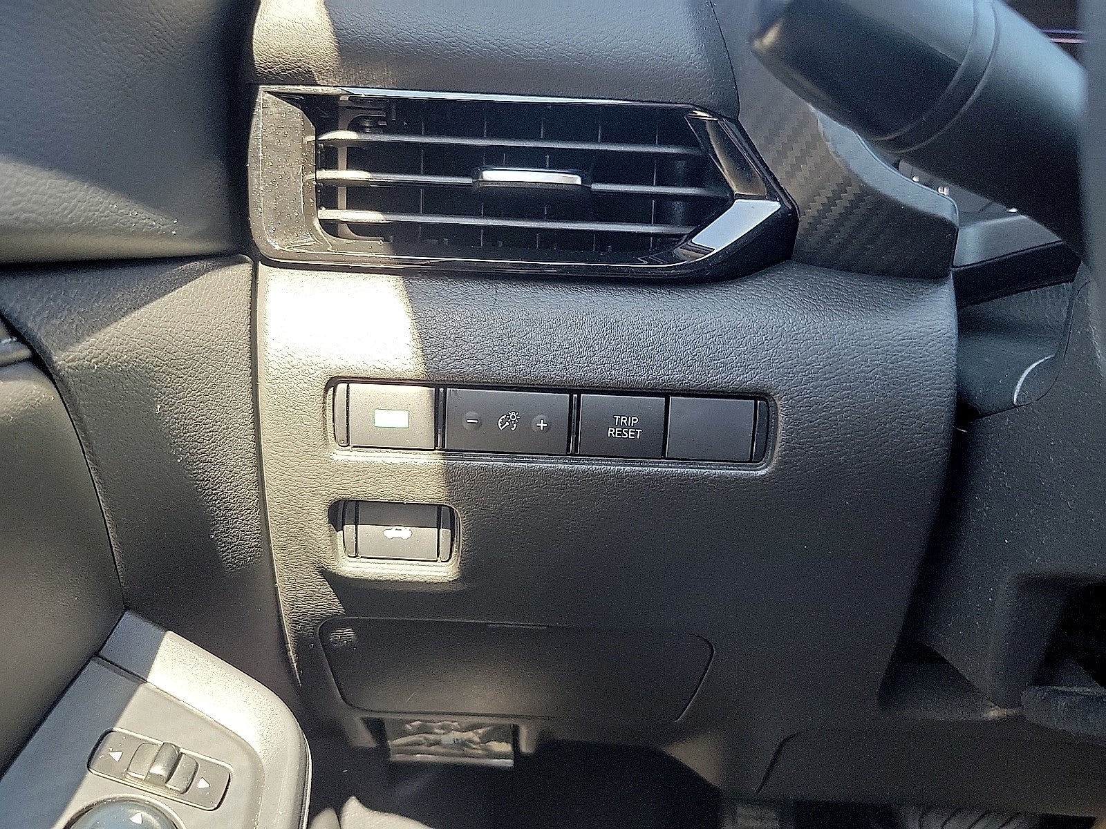 2025 Nissan Sentra SV CVT
