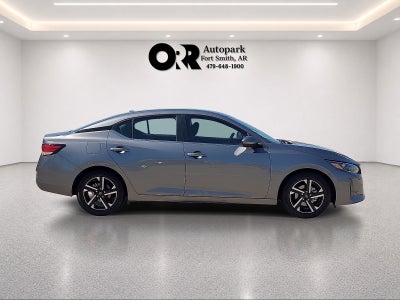 2025 Nissan Sentra SV CVT
