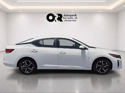 2024 Nissan Sentra SV CVT