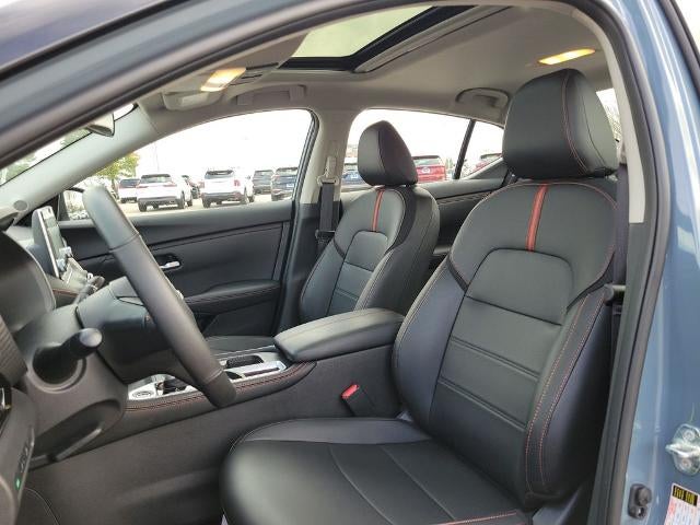 2025 Nissan Sentra SR CVT