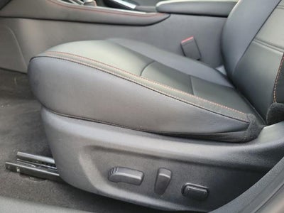 2025 Nissan Sentra SR CVT