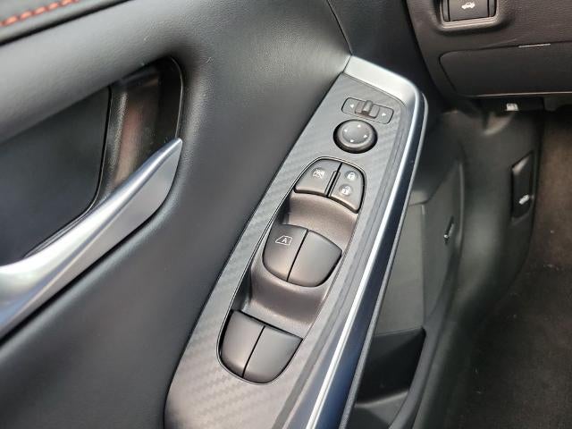 2025 Nissan Sentra SR CVT