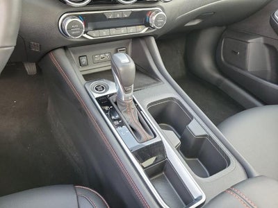 2025 Nissan Sentra SR CVT