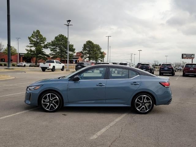2025 Nissan Sentra SR CVT