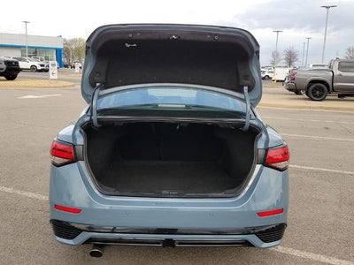 2025 Nissan Sentra SR CVT