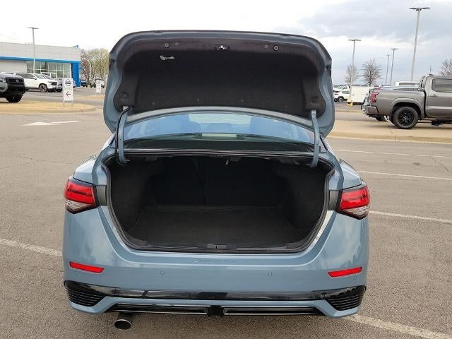 2025 Nissan Sentra SR CVT