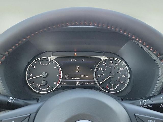 2025 Nissan Sentra SR CVT