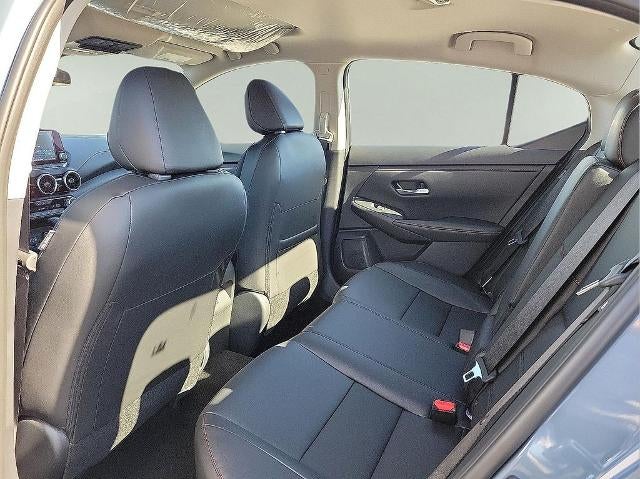 2025 Nissan Sentra SR CVT