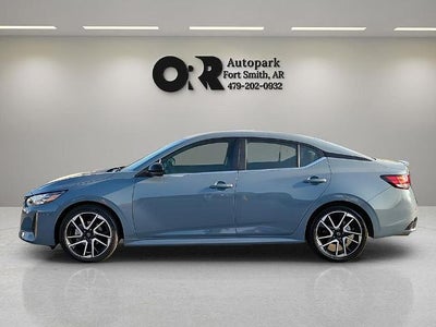 2024 Nissan Sentra SR CVT