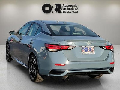 2024 Nissan Sentra SR CVT