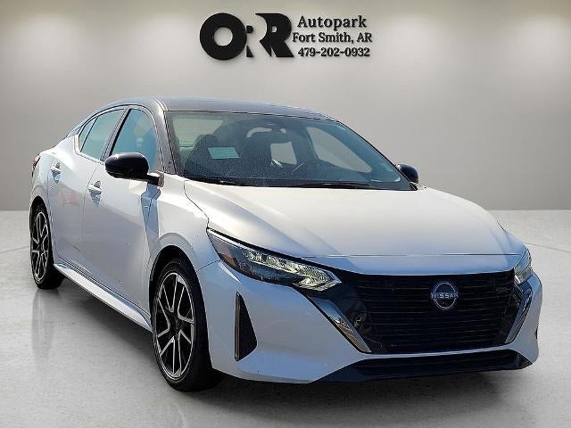 2025 Nissan Sentra SR CVT