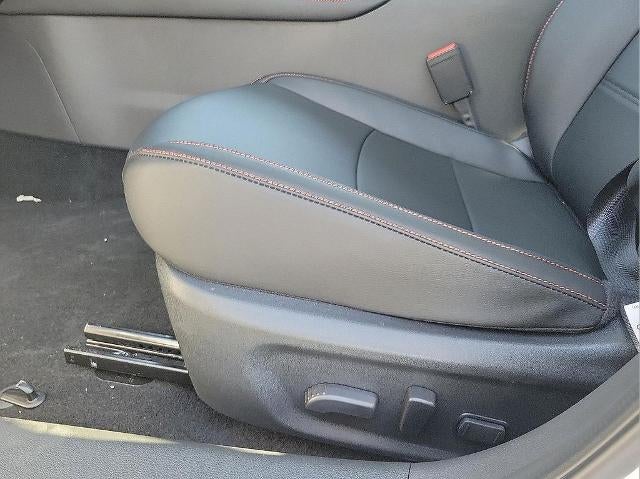 2025 Nissan Sentra SR CVT