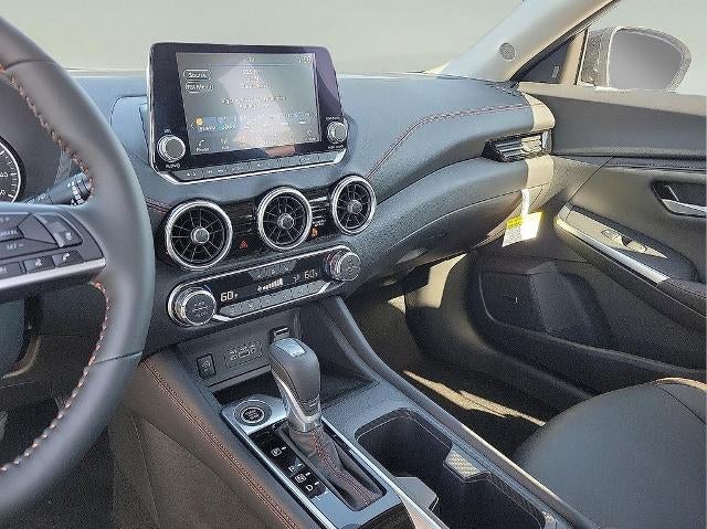 2025 Nissan Sentra SR CVT