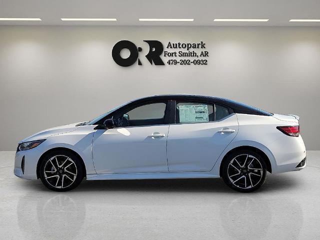 2025 Nissan Sentra SR CVT
